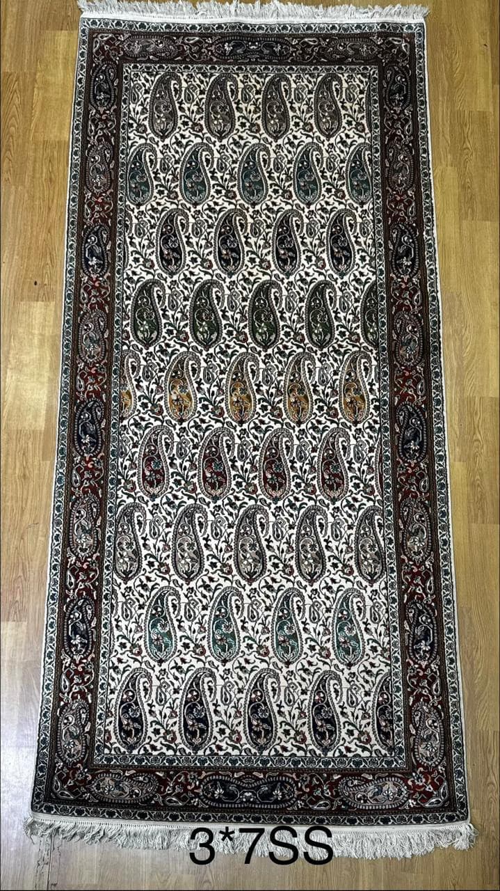3x7 silk on silk paisley runner